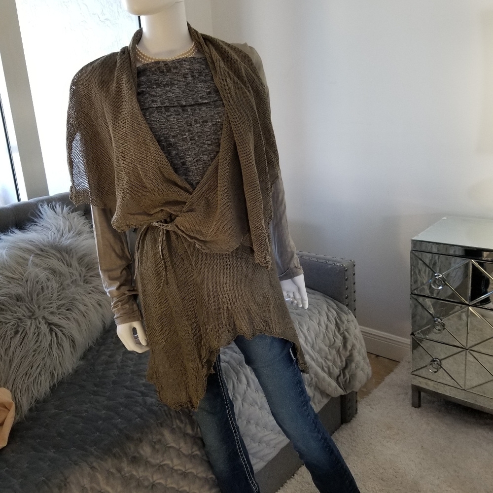 Nwt, Perforated Italian leather coat.